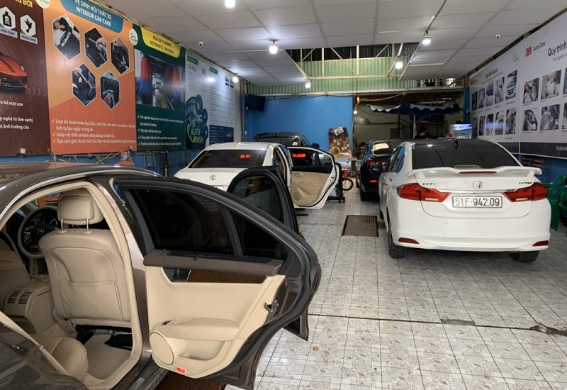 Autowash là nơi chuyên cung cấp dịch vụ giặt ghế nỉ ô tô xe hơi