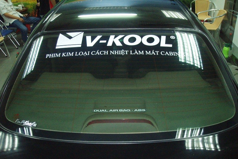 Phim dán kính chống nắng V-Kool