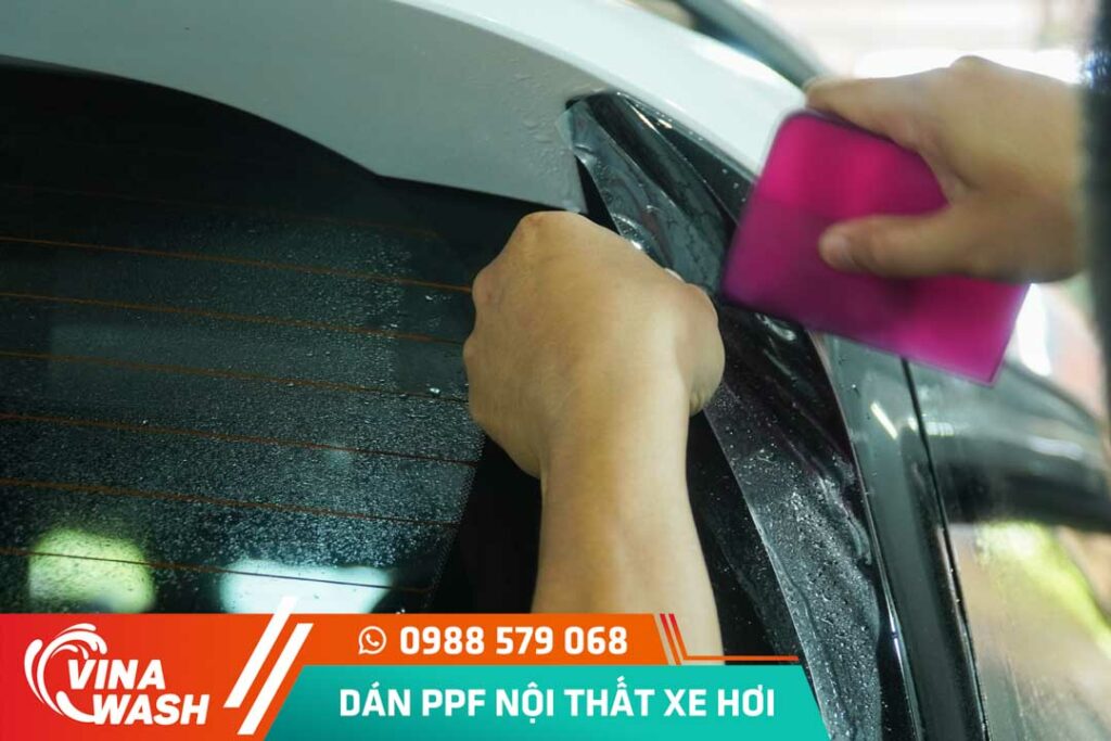 Ngoài việc dán wrap xe hơi, việc dán PPF cột ABCD cũng cần thiết
