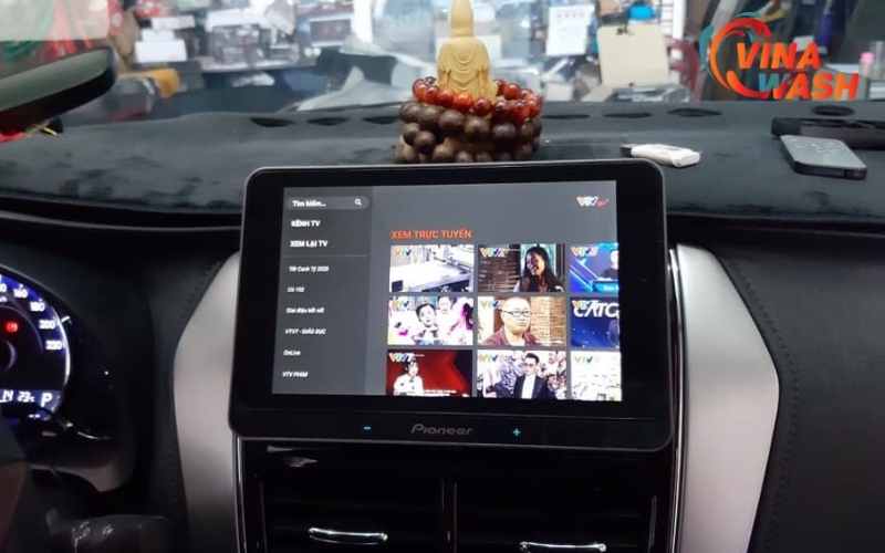 Màn hình ô tô Pioneer với thiết kế nhỏ gọn