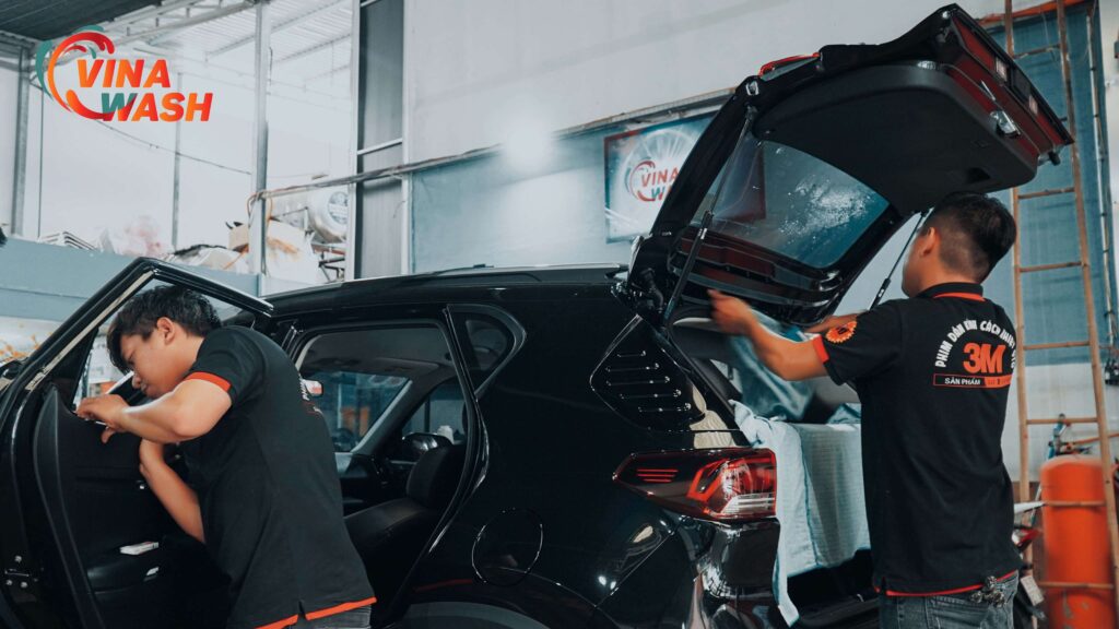 dán phim cách nhiệt 3m crystalline tphcm