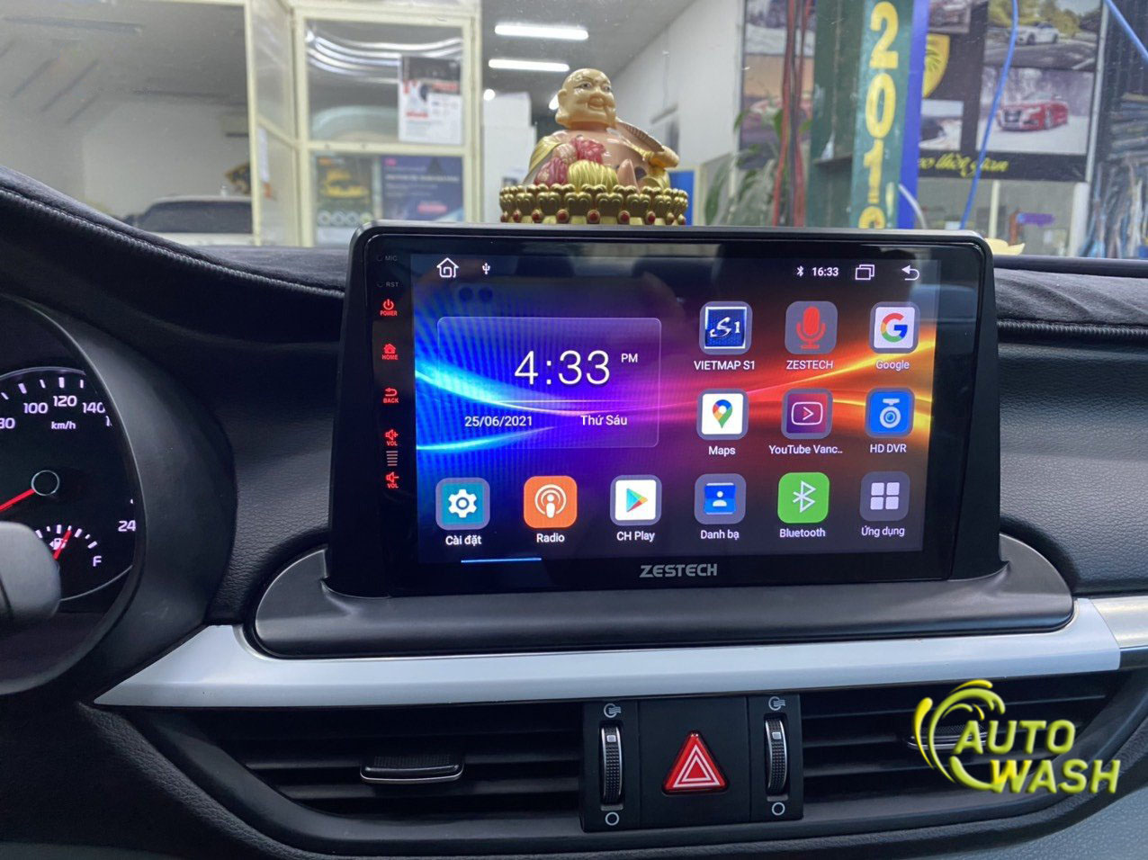 Giá màn hình Zestech Z500 có đắt không