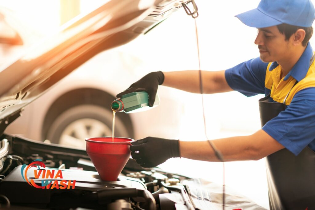 Nên thay dầu ô tô tại các trung tâm chuyên nghiệp