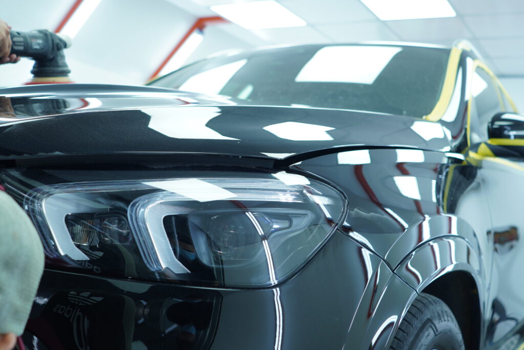 Hiệu chỉnh bề mặt sơn GLC 200 trước khi phủ ceramic